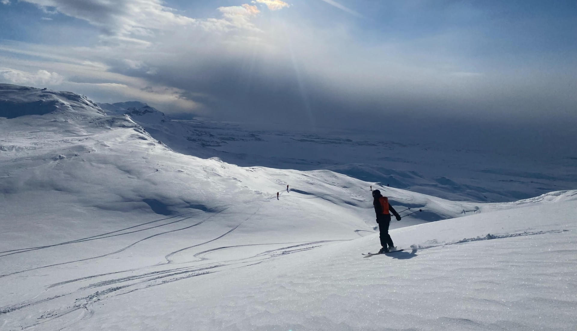 Heliskit in Nordschweden. Niehku Mountain Villa